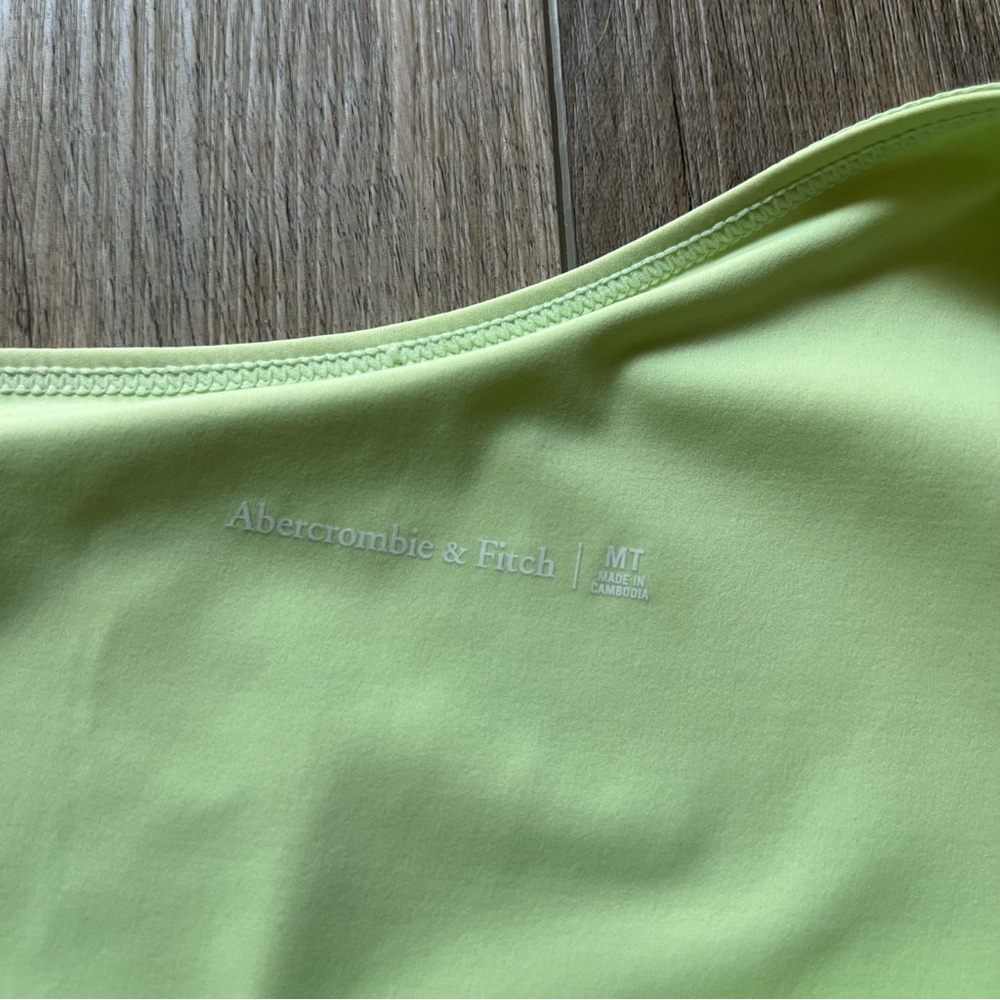 Abercrombie & Fitch Light Green One Shoulder Athletic Dress - Picture 7 of 10